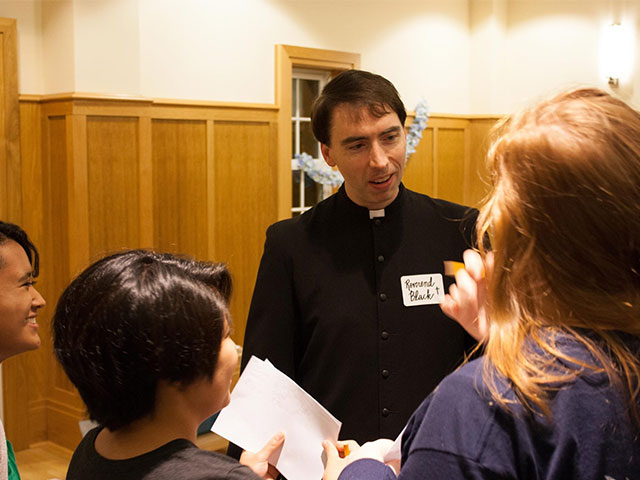 Talk with priests Vacarro