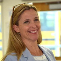 leslie lipovski, phd